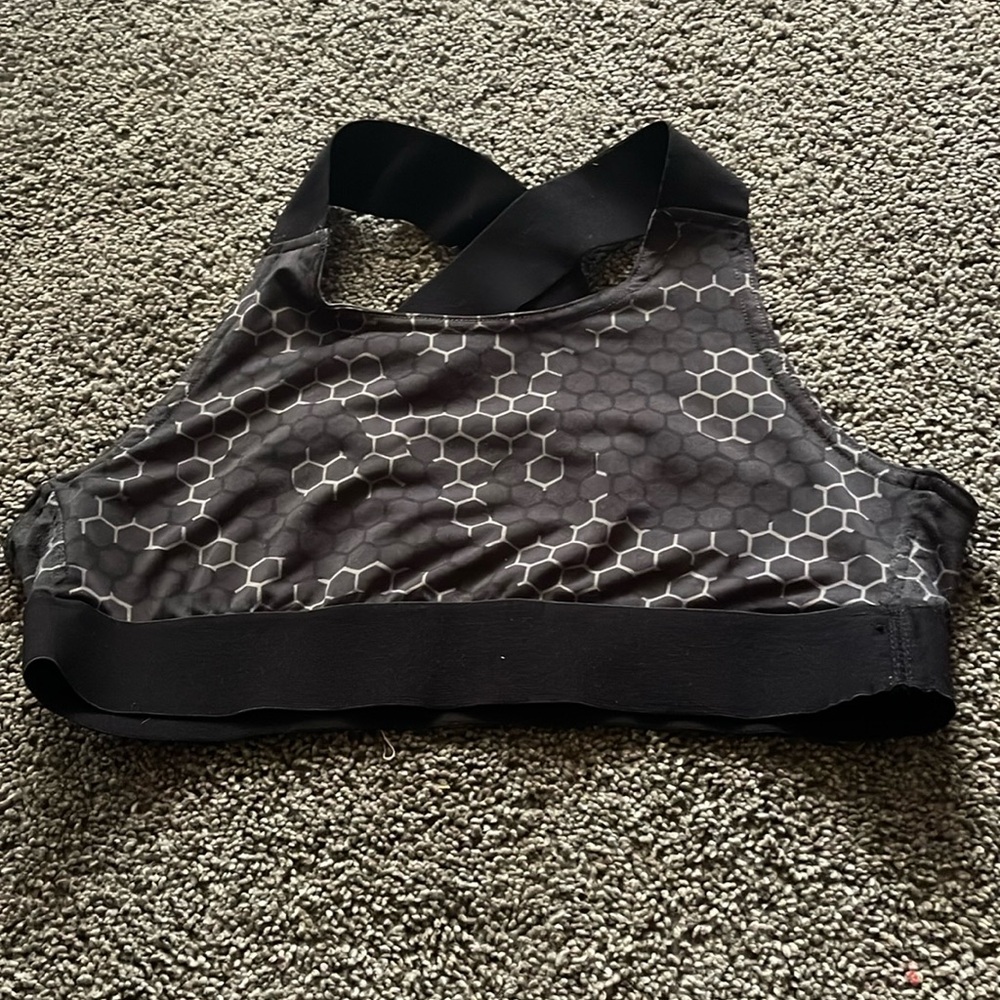 sports bra